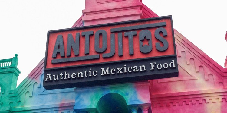 Antojitos at Universal Citywalk!