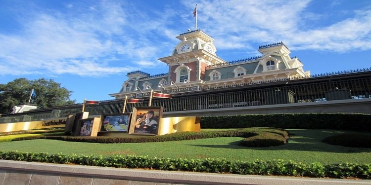 Kiwis at the Magic Kingdom!