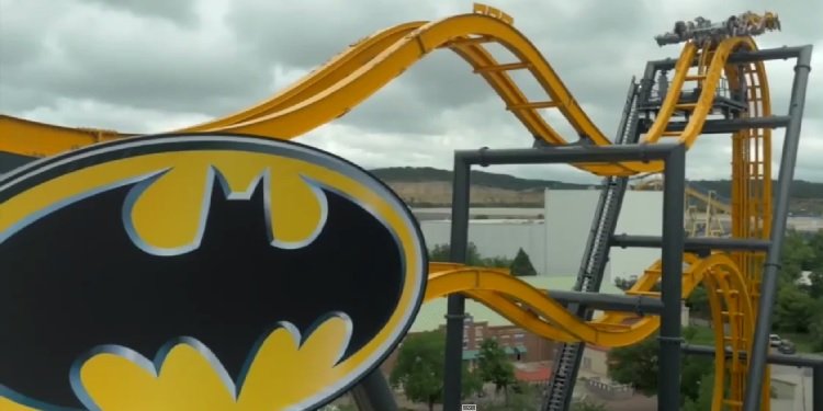 Fiesta Texas Batman Media Day Report!