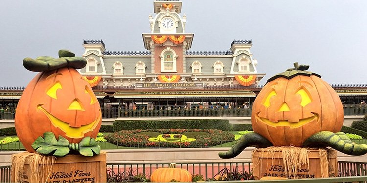 Mickey's Not-So-Scary Halloween Party!