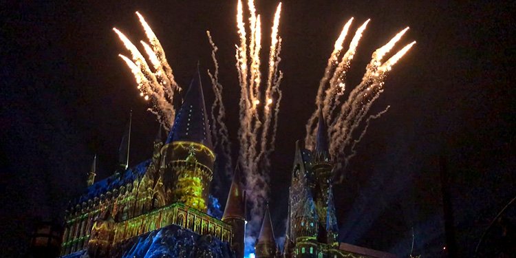 Christmas at Hogwarts!