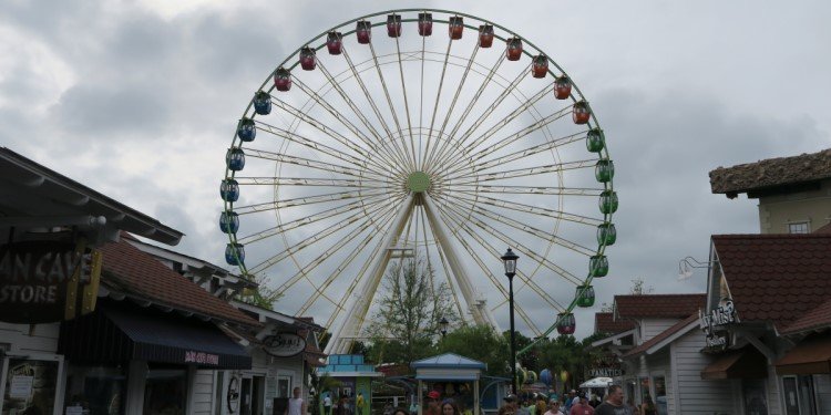 Canobie Coaster's World Adventures: Pavilion Park!