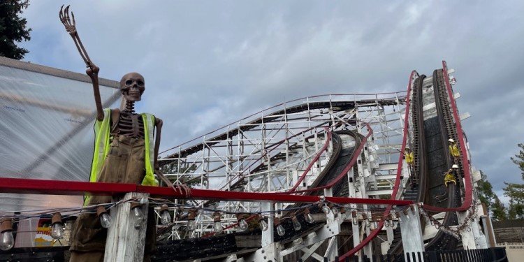 Preview of Kennywood's Phantom Fall Fest!