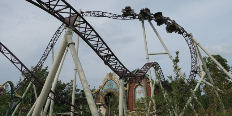 Canobie Coaster's World Adventures: Two Unique Parks!